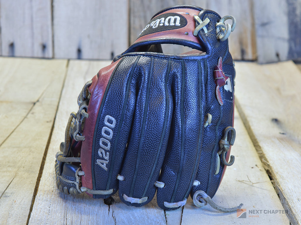 Wilson A2000 1786 11.5" RHT Baseball Glove