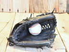 Wilson A2000 1786 11.75" RHT Baseball Glove