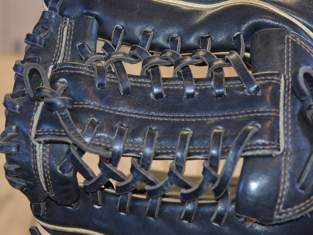 Wilson A2K CJW 12" RHT Baseball Glove