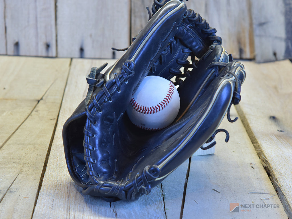 Wilson A2K CJW 12" RHT Baseball Glove