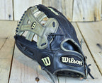 Wilson A2000 Y LHT Outfielders Glove