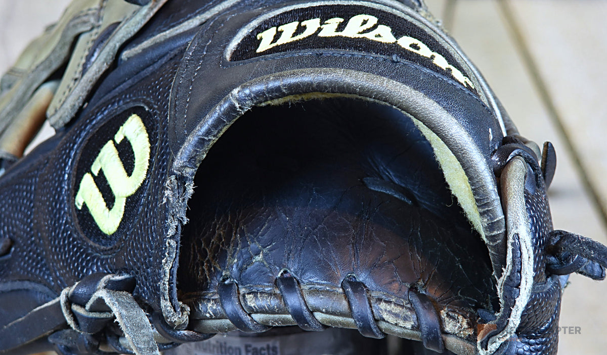 Wilson A2000 Y LHT Outfielders Glove