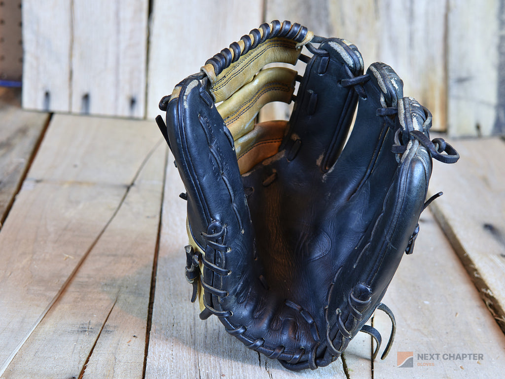 Wilson A2K G4 11.5" RHT Baseball Glove