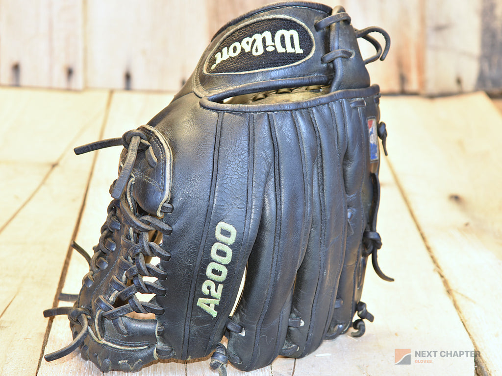 Wilson A2000 1786 11.75" RHT Baseball Glove