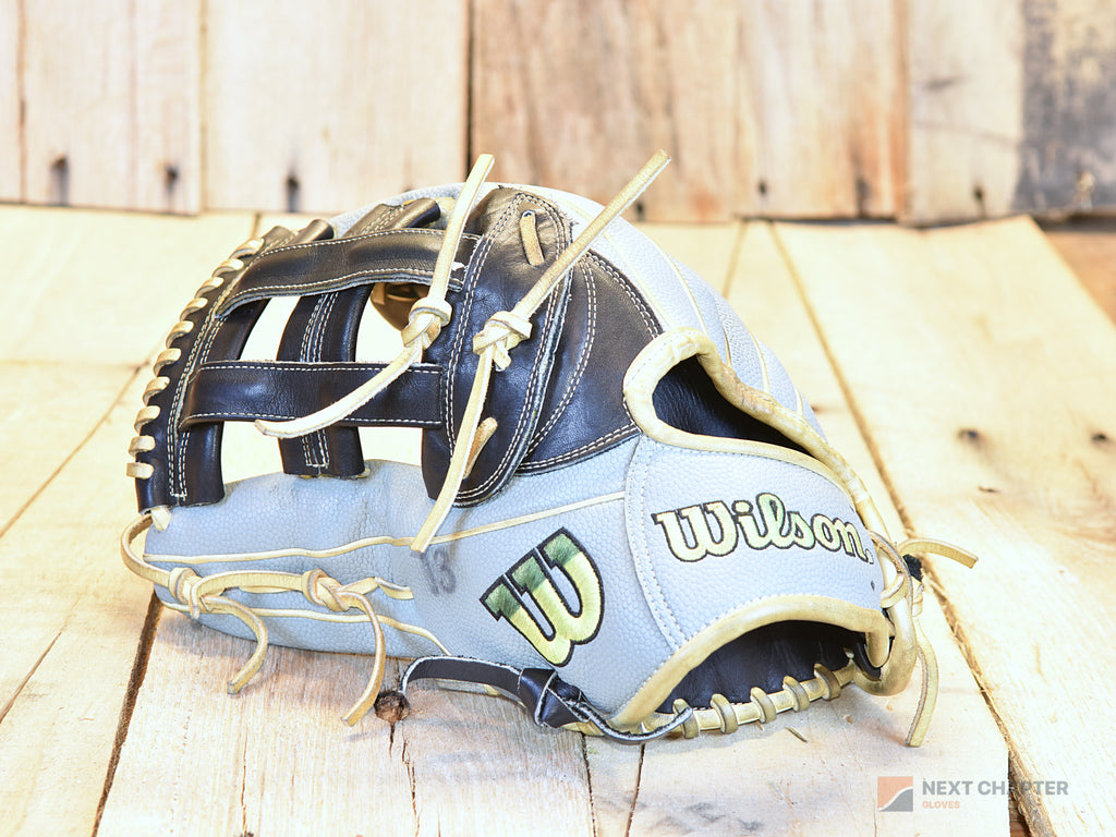 Wilson A2000 1799 12.75" LHT Baseball Glove