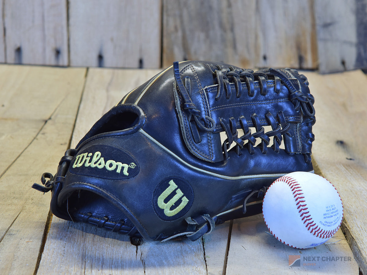 Wilson A2K CJW 12" RHT Baseball Glove