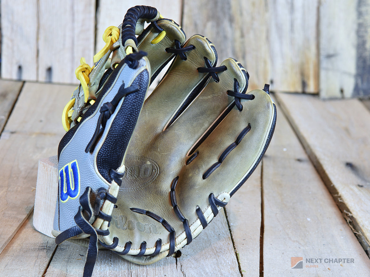 Wilson A2000 1786 w/ Superskin 11.5" RHT Baseball Glove – Partial Relace