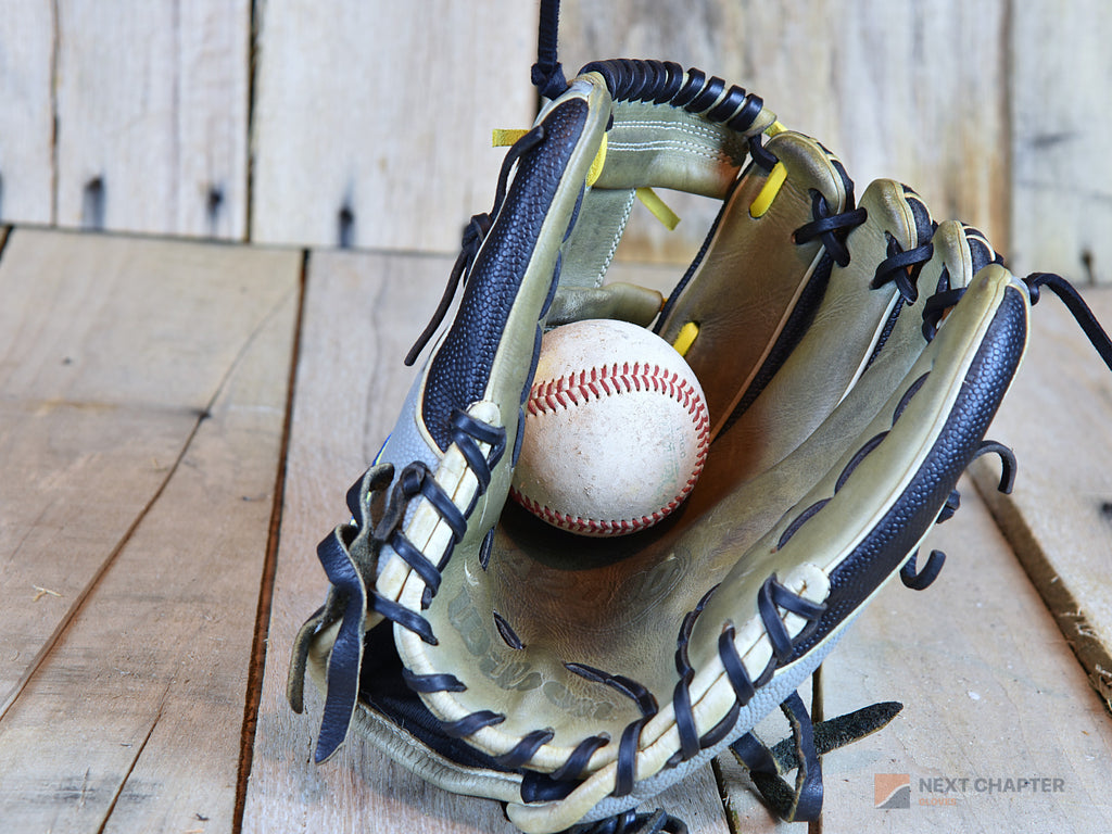 Wilson A2000 1786 w/ Superskin 11.5" RHT Baseball Glove – Partial Relace