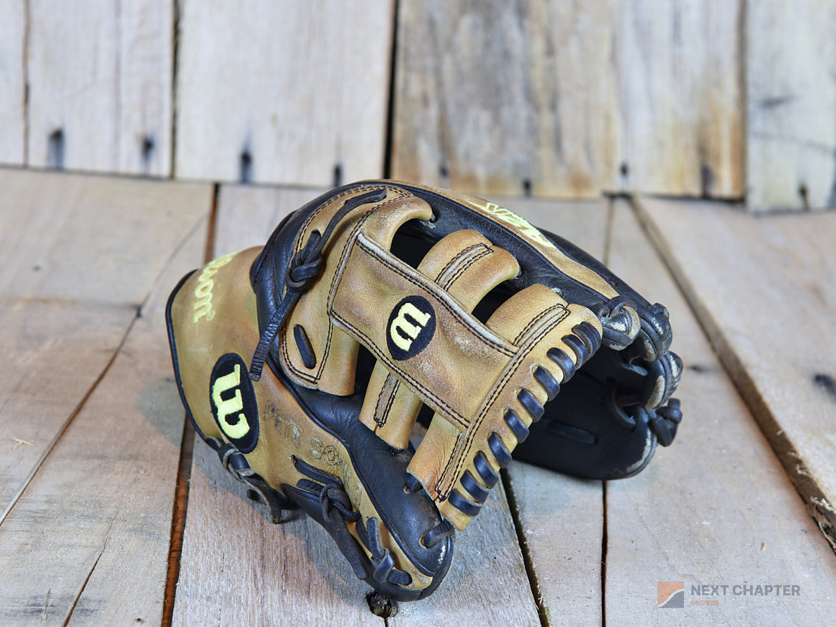 Wilson A2K G4 11.5" RHT Baseball Glove