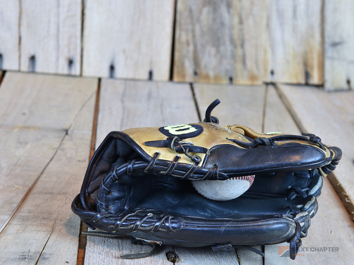 Wilson A2K G4 11.5" RHT Baseball Glove